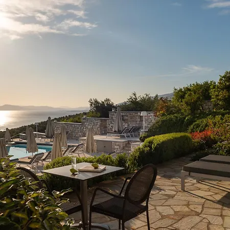 Karavia Lux 3* Afissos