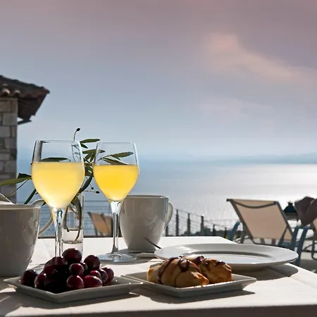 Karavia Lux Lejlighedshotel 3*