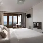 Karavia Lux