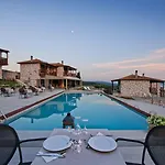 Karavia Lux Hotel de apartamente