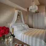 Hotel de apartamente Karavia Lux 3*