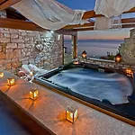 Karavia Lux Hotel de apartamente 3*