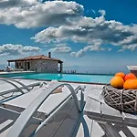 Hotel de apartamente Karavia Lux Afissos