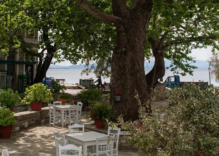 Karavia Lux 3* אפיסוס