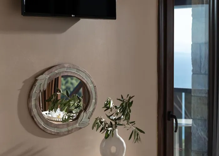 מלון דירות Karavia Lux אפיסוס