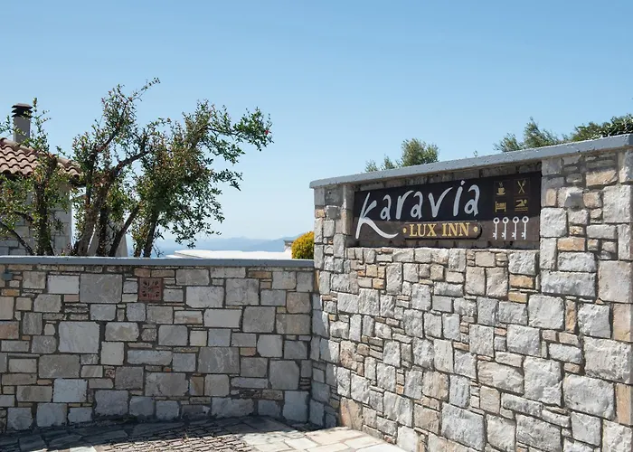 Karavia Lux 3* אפיסוס