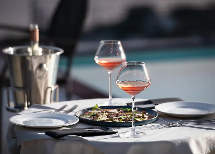 Karavia Lux 3* אפיסוס