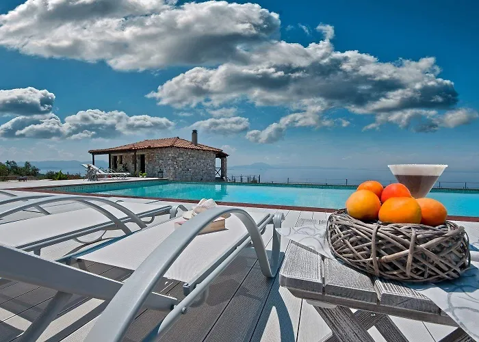 מלון דירות Karavia Lux אפיסוס