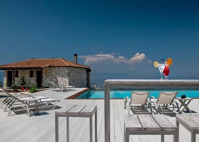 Karavia Lux מלון דירות אפיסוס